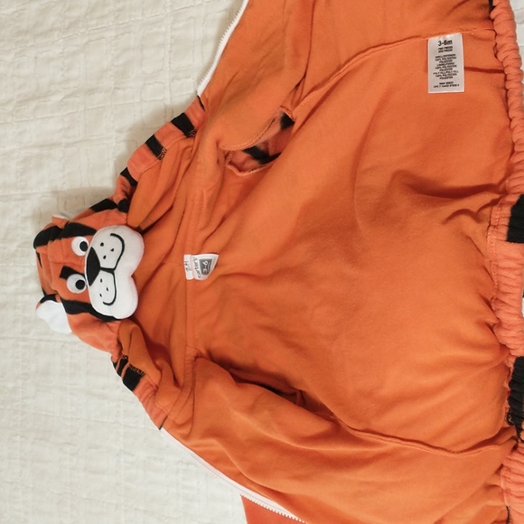 Tiger Halloween Costume, Carter's Size 3 To 6 Months, Fleece Zip Up Hoodie - Picture 3 of 6